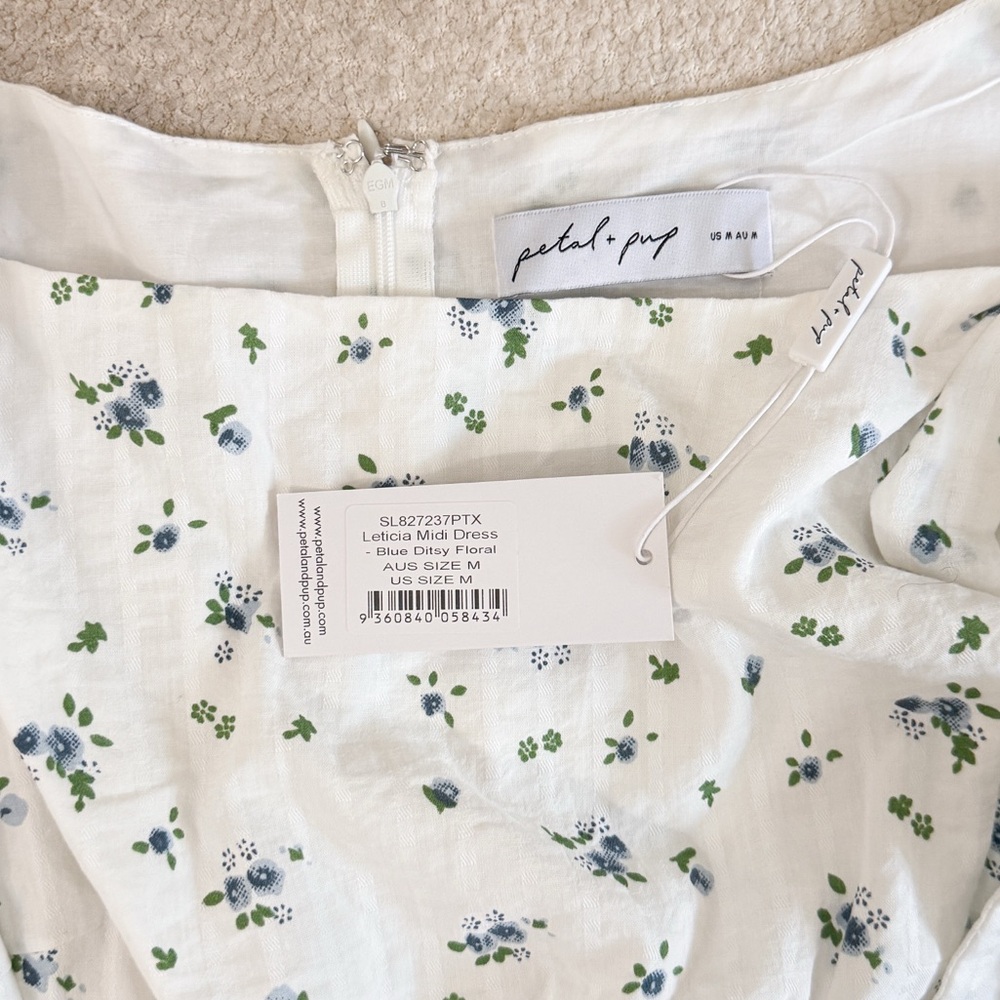 NWT Petal + Pup Leticia White/BlueFloral Tie-Shoulder Smocked Midi Dress size M - Picture 6 of 8